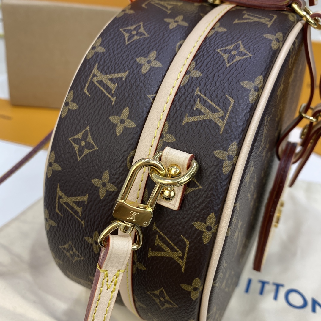 Louis Vuitton BOITE CHAPEAU SOUPLE PM Handbag Monogram M45578